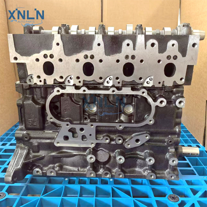 3L5L long block engine right side view, shot 2