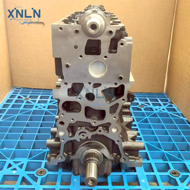 3L5L long block engine front view