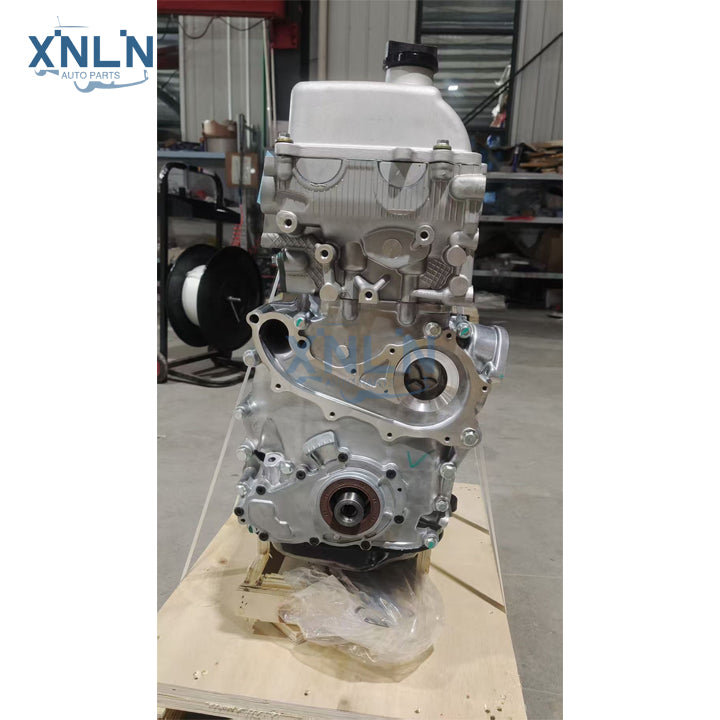 Side view of the 3RZ-FE engine long block (timing chain cover side)